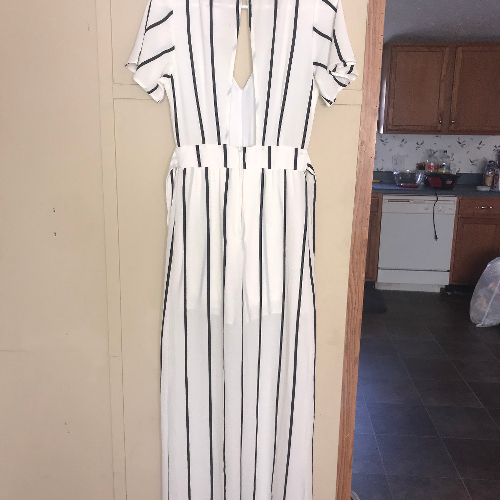 High/Low romper - Picture 2 of 2